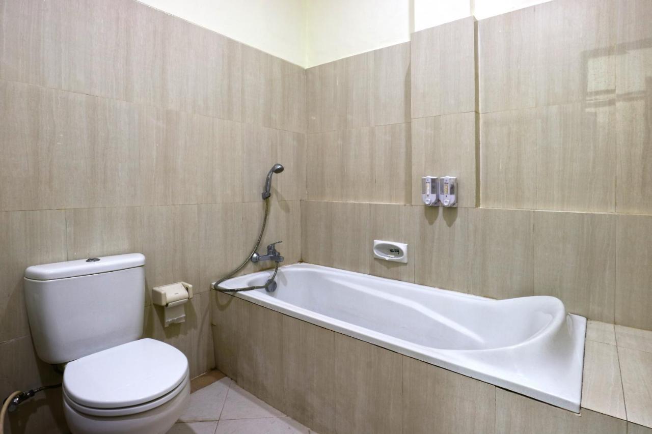 Prima Inn Кута Екстериор снимка