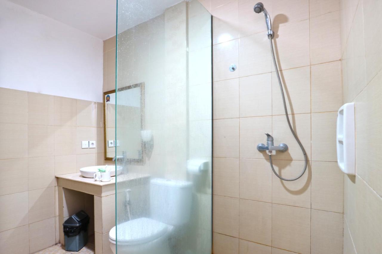 Prima Inn Кута Екстериор снимка